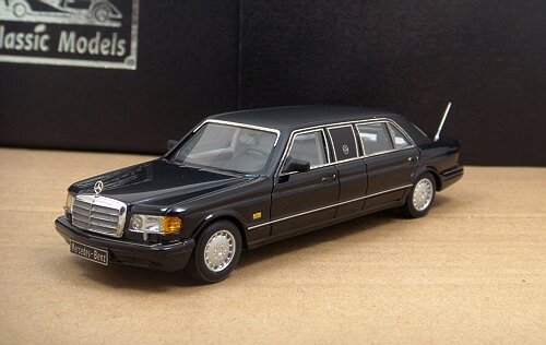 1/43 Mercedes - Benz W126 series 1000SEL Limousine1986