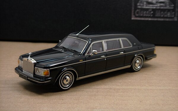 1/43 Rolls-Royce Silver Spur II Touring Limousine，Black