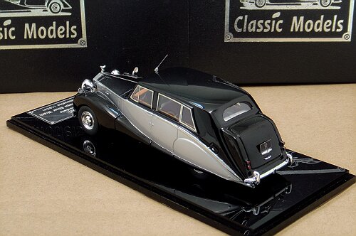 1/43 Rolls-Royce Silver Wraith Hooper Limousine （B/S/B)